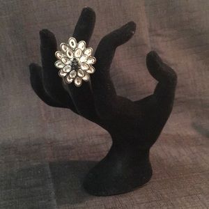 Floral gemstone stretch cocktail statement ring